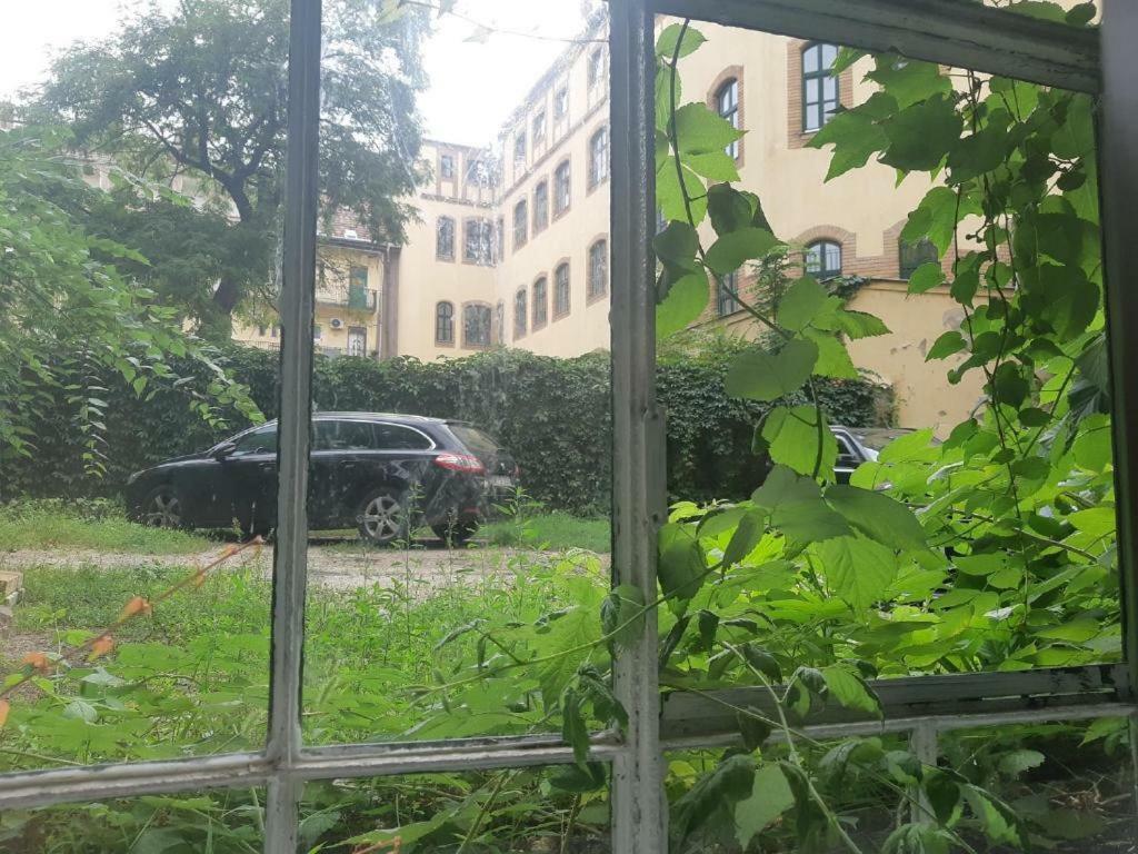 Hangulatos Studio Lakas Boedapest Buitenkant foto