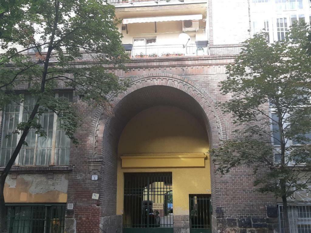 Hangulatos Studio Lakas Boedapest Buitenkant foto